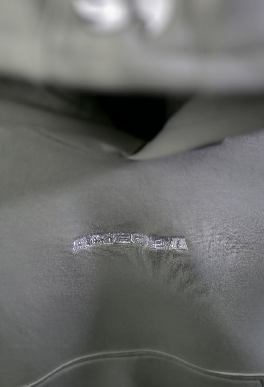 LUNAR SILVER AEROZ HOODIE