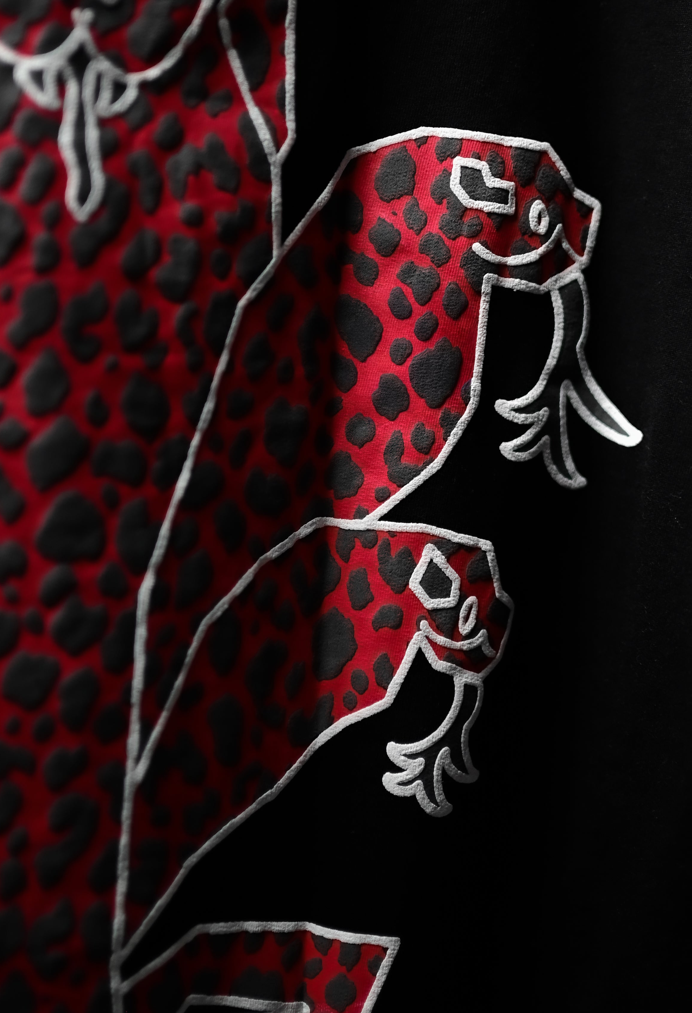 BLACK EMBER AHI T-SHIRT