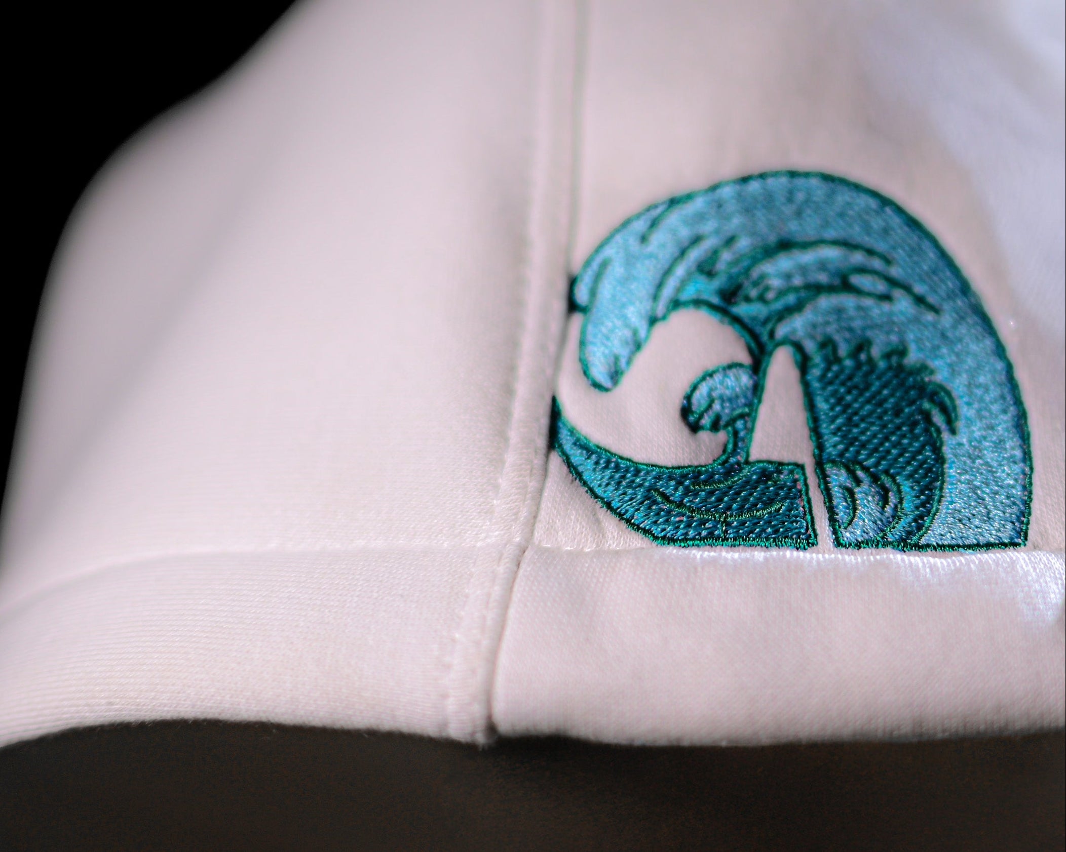 IVORY WHITE AQUAR HOODIE
