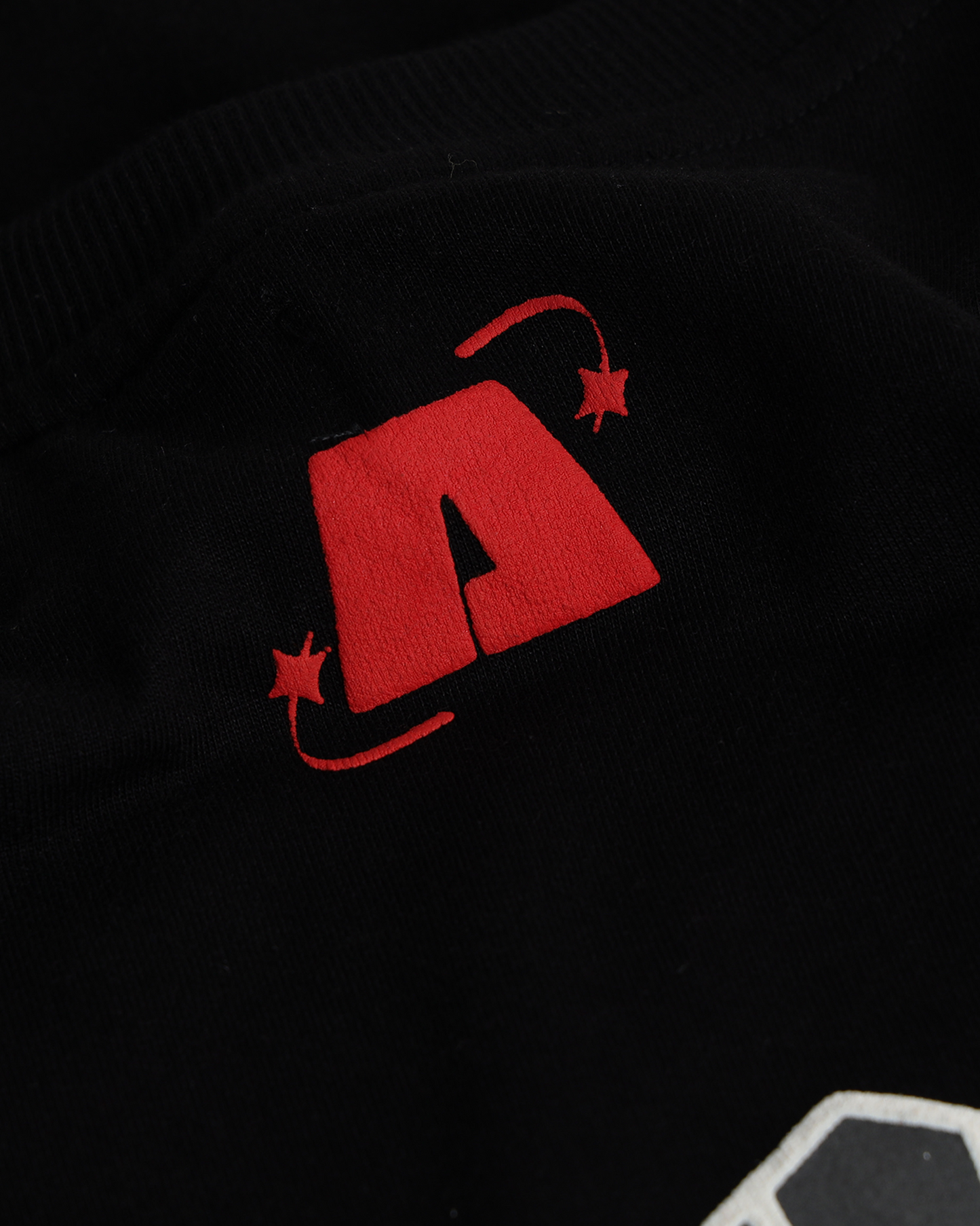 BLACK EMBER AHI T-SHIRT