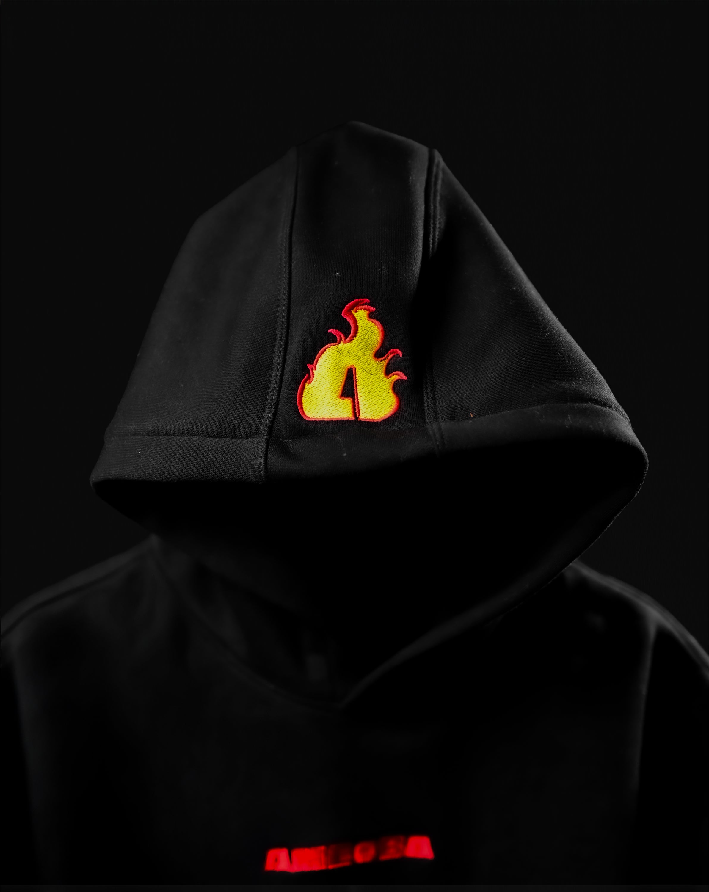 BLACK EMBER AGNIS HOODIE