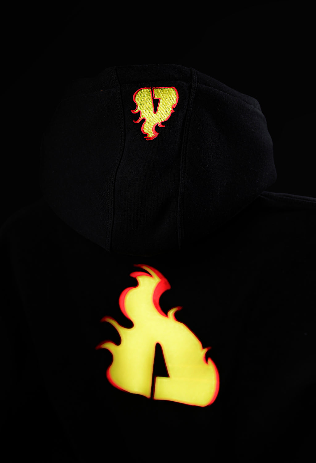 BLACK EMBER AGNIS HOODIE